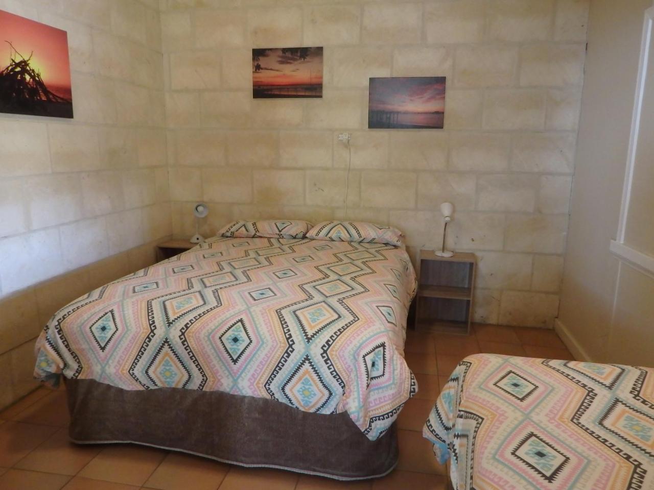 Lazy Lobster Holiday Units & Chalets Port Denison Ngoại thất bức ảnh
